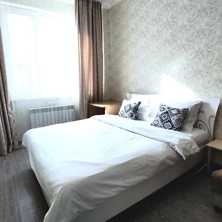 Аэропорт 15 Минут Экспо Бульвар Apartamento Astana Exterior foto