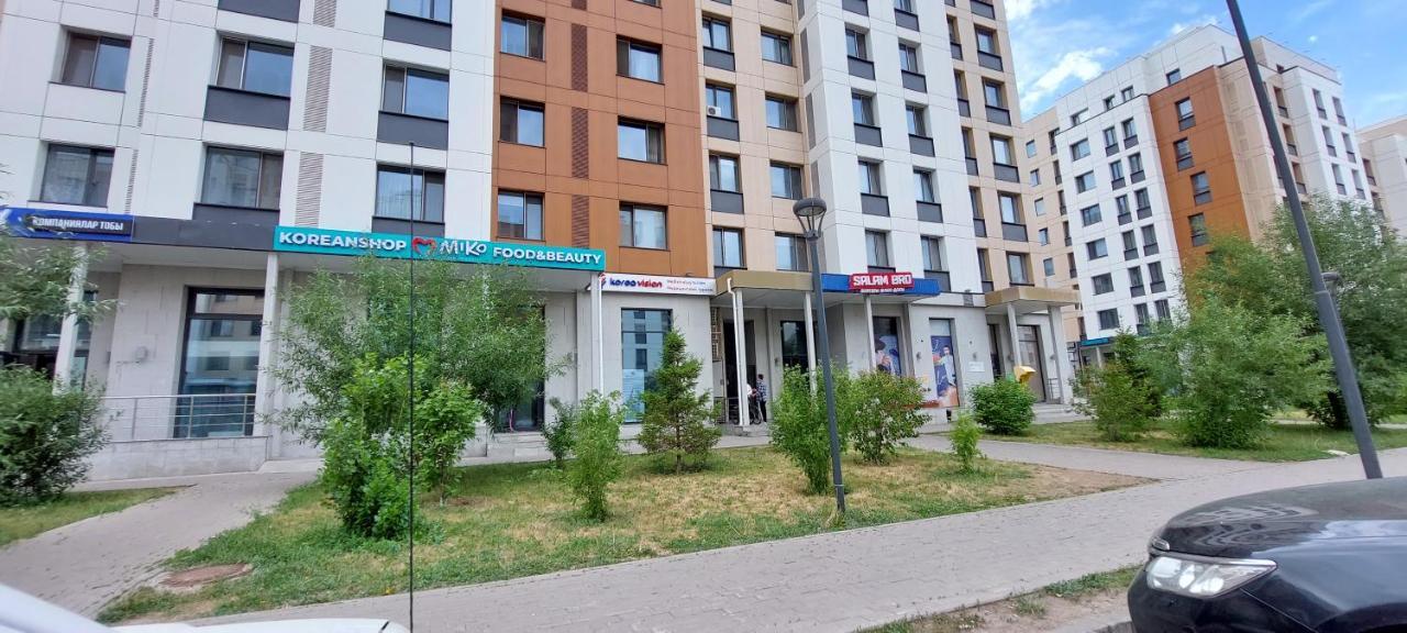 Аэропорт 15 Минут Экспо Бульвар Apartamento Astana Exterior foto